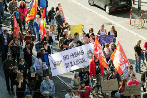 Demo gegen Rassismus, 3.10.2015, Mannheim, Foto: helmut-roos@web.de
