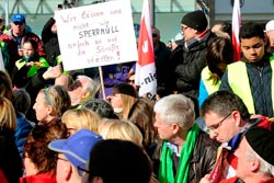 27.02.2016 ver.di-Kundgebung auf dem Paradeplatz, Foto: helmut-roos@web.de
