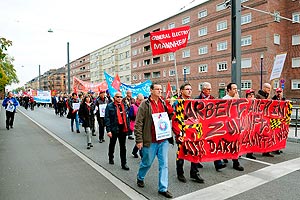 Die KollegInnen von GE demonstrieren am 17. Oktober in die Mannheimer Innenstadt. Foto: helmut-roos@web.de