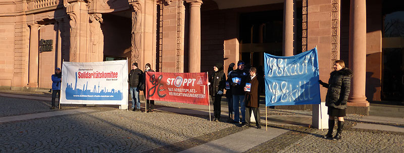 Aktion von GE-KollegInnen und UnterstützerInnen beim Neujahrsempfang der Stadt Mannheim am 06. Januar 2017. Foto: Avanti²