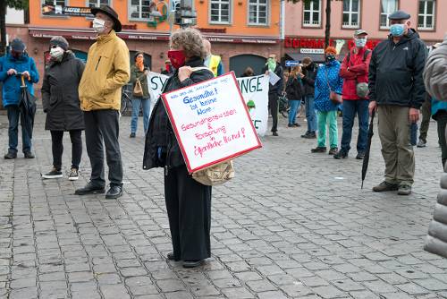 Kundgebung am 1. Mai auf dem Marktplatz in Mannheim (Foto: Barbara Straube)