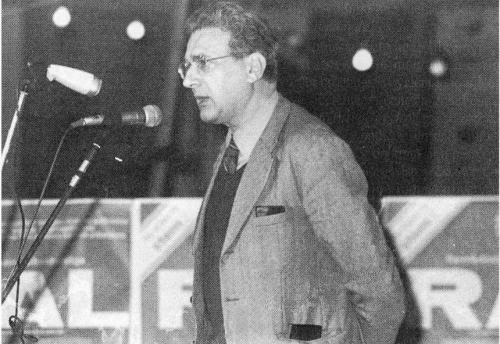 Ernest Mandel wahrscheinlich bei einer Veranstaltung in Belgien Anfang der 70er Jahre (Foto: www.ernestmandel.org)
