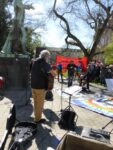 Musikalischer Abschluss am Schillerplatz, 16. April 2022. (Foto: Avanti².)