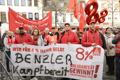 Titelbild: IGM-Kundgebung in Mannheim, 16. November 2022. (Foto-helmut-roos@web.de.)