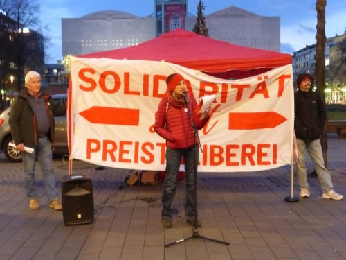 Kundgebung auf dem Mannheimer Paradeplatz, 7. März 2023.  Foto: Avanti².