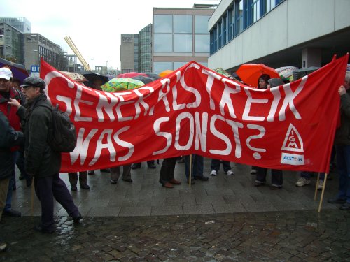 Demo gegen die Krise in Frankfurt/M., 28. März 2009. (Foto: Privat.)