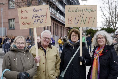 Kundgebung gegen rechts in Ludwigshafen, 3. Februar 2024. (Foto: helmut-roos@web.de.)