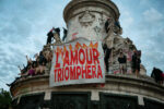 „Die Liebe wird triumphieren“ − Paris, 7. Juli 2024. (Foto: Photothèque Rouge/Martin Noda/Hans Lucas.)