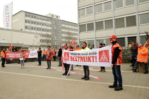 Warnstreik bei Alstom in Mannheim, 23. März 2021.  (Foto: Helmut Roos.)