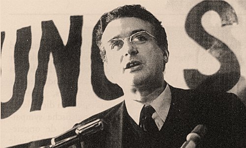 Ernest Mandel wahrscheinlich bei einer Veranstaltung Ende der 1960er Jahre. (Foto: www.ernestmandel.org.)