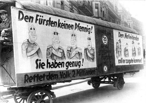 Agitation für das Volksbegehren, 1926. (Foto: Gemeinfrei [CC BY-SA 3.0 de].)